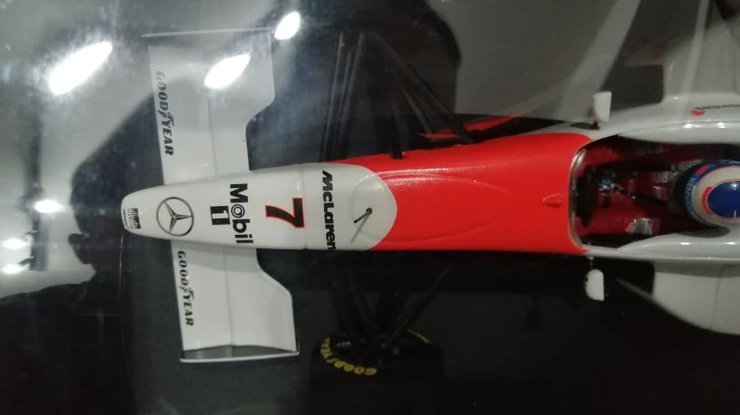 ポールズモデルアート マクラーレン メルセデス MP4/11 ミカハッキネン