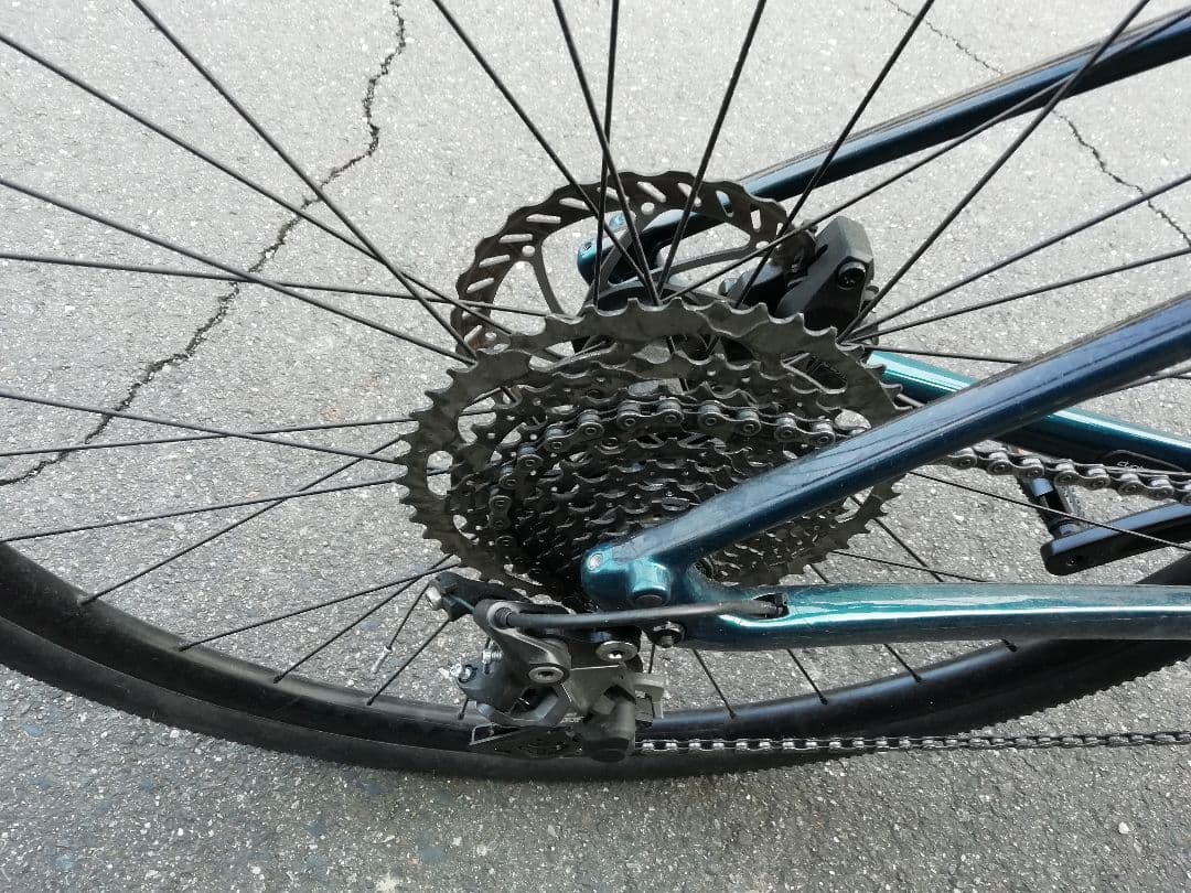 TREKトレックのクロスバイク、カーボン製FXスポーツ4Sport、Sサイズ中古