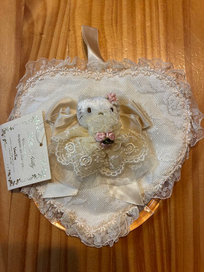 咲*音様 Hello Kitty ViVitix セピア 2点セット