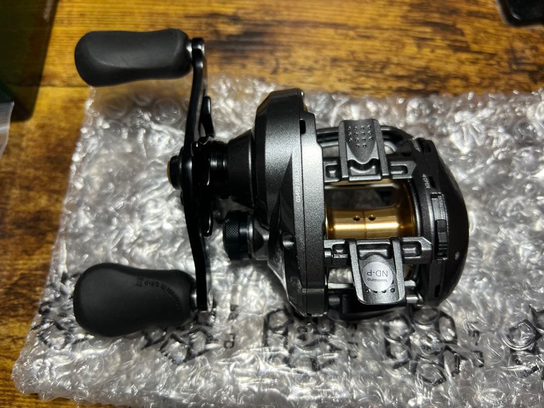 【新品未使用】シマノ 15シティカ200HG 【税込定価より56%OFF】