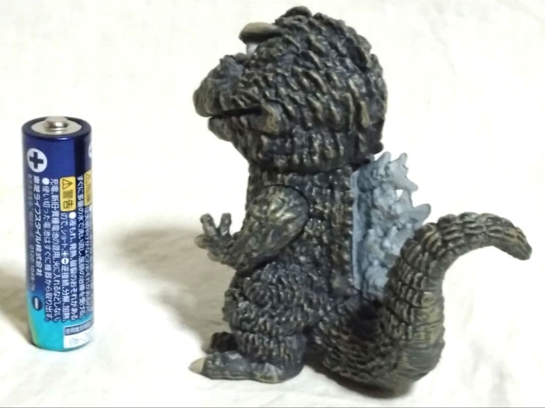 ゴジラ　デフォルメ　フィギュア　　D