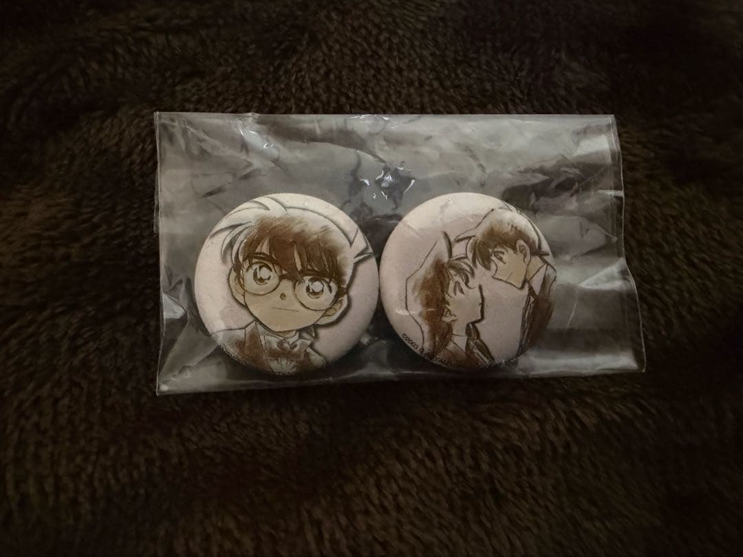 名探偵コナン 迷宮の十字路 下敷き ノート 缶バッジ