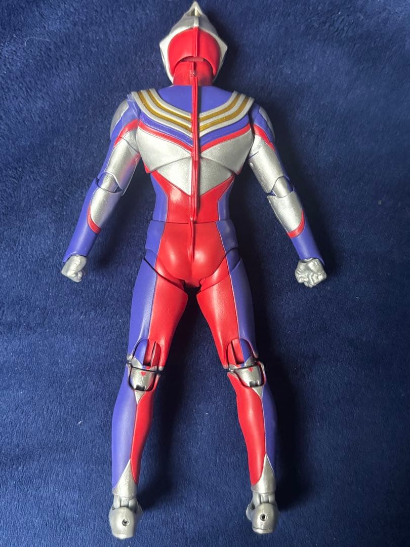 S.H.Figuarts 真骨彫製法 ウルトラマンティガ　ダイナ　ガイア