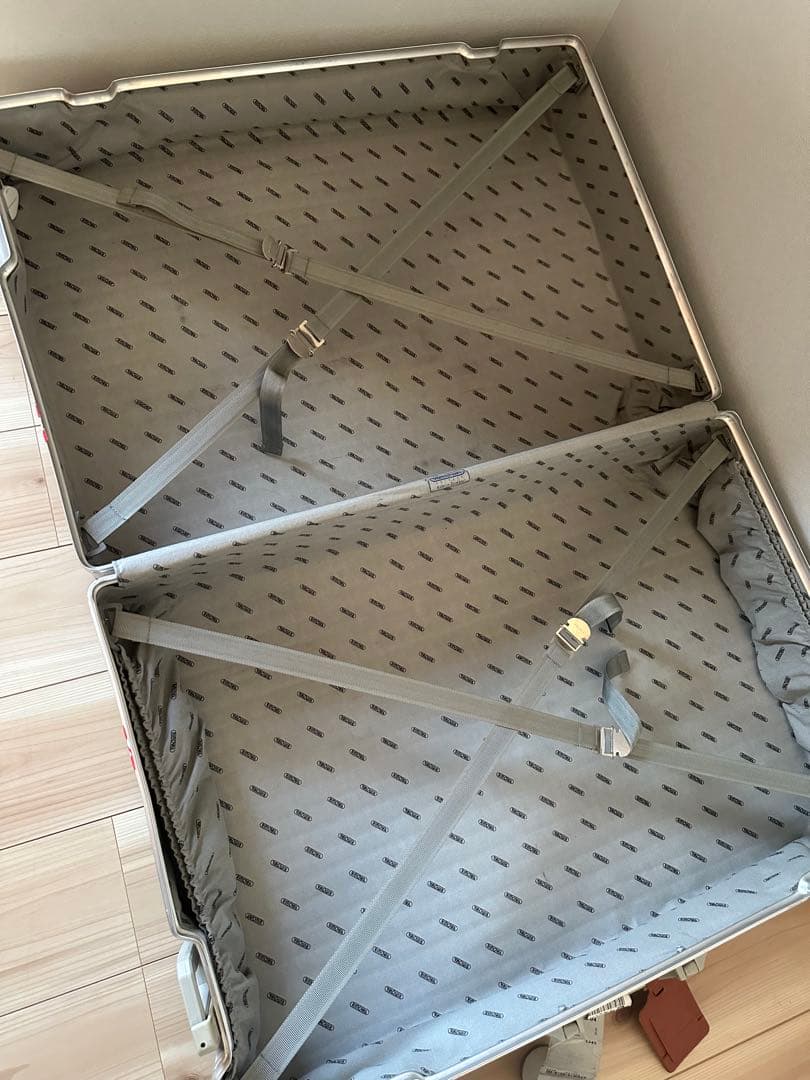 リモワ スーツケース オパール 2輪 opal RIMOWA 104L アルミ