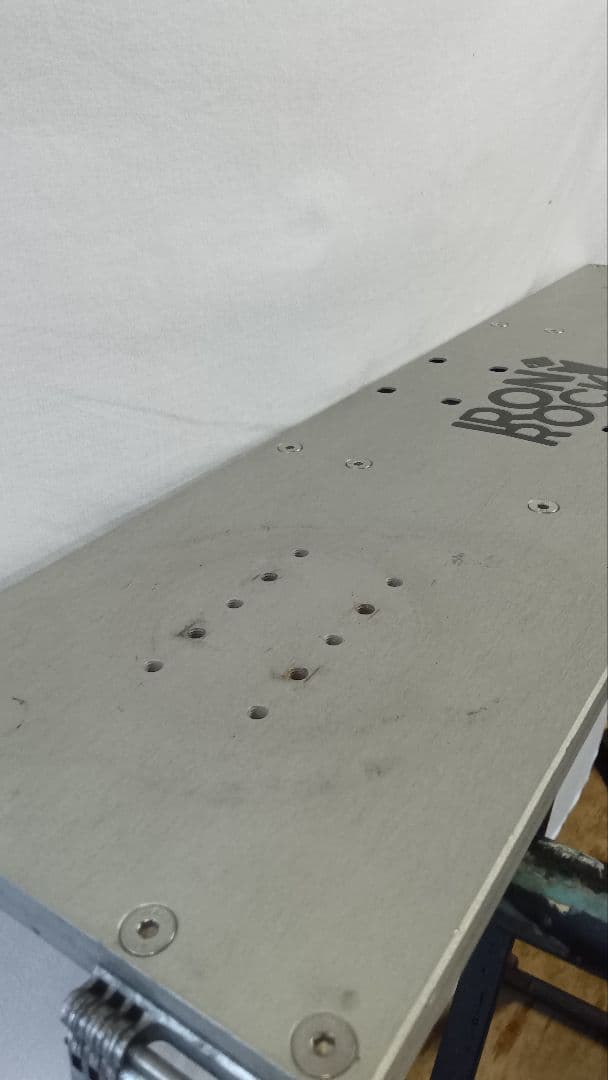 IRON ROCK PLATE　 アイアンロック　プレート　アルペンスノーボード