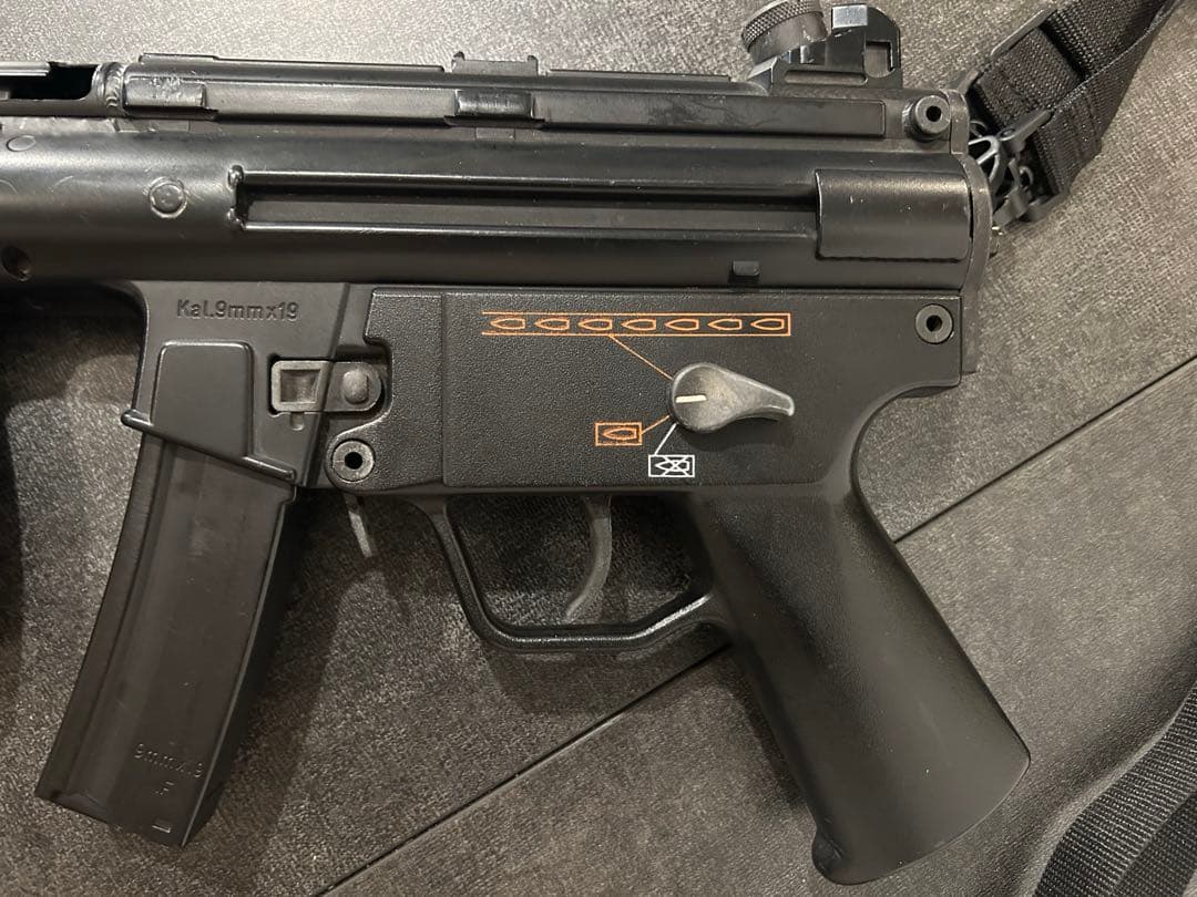 【マガジン・スリング付】 MP5K A4 サプレッサーカスタム　東京マルイ