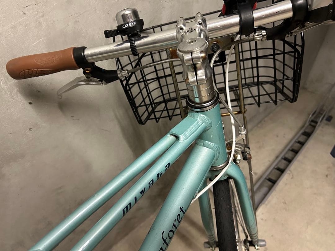 自転車　シティバイク　水色