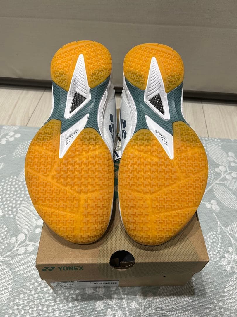 ヨネックス パワークッション 65Z SHB65Z4M 25.0cm