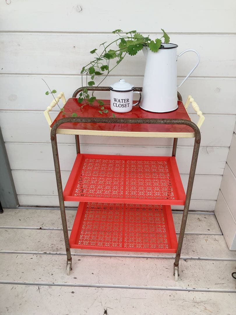 ヴィンテージ　ワゴン　キャスター　三段飾り棚　レトロポップ