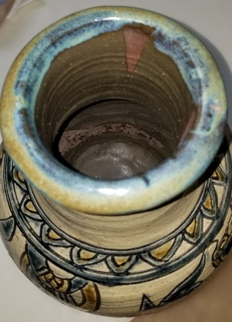 値更に下げしました！　人間国宝　金城次郎　エジプト古代人魚文