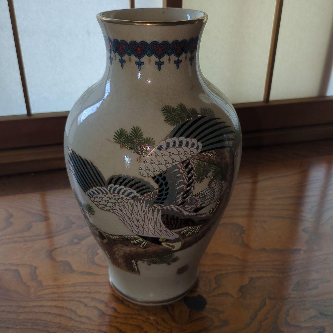 『日本伝統』薩摩焼 金彩色絵松鷹花鳥紋 花瓶【高26cm】煎茶道具 骨董品