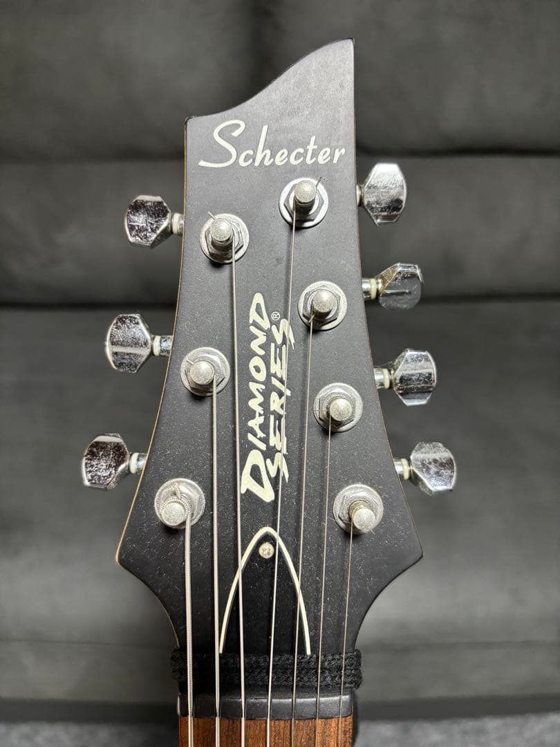 Schecter Diamond Series Damien 7弦