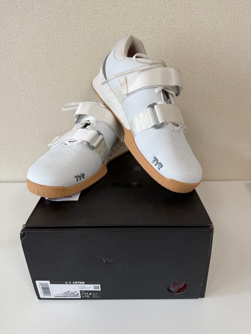 TYR リフティングシューズ ホワイト 28.4cm