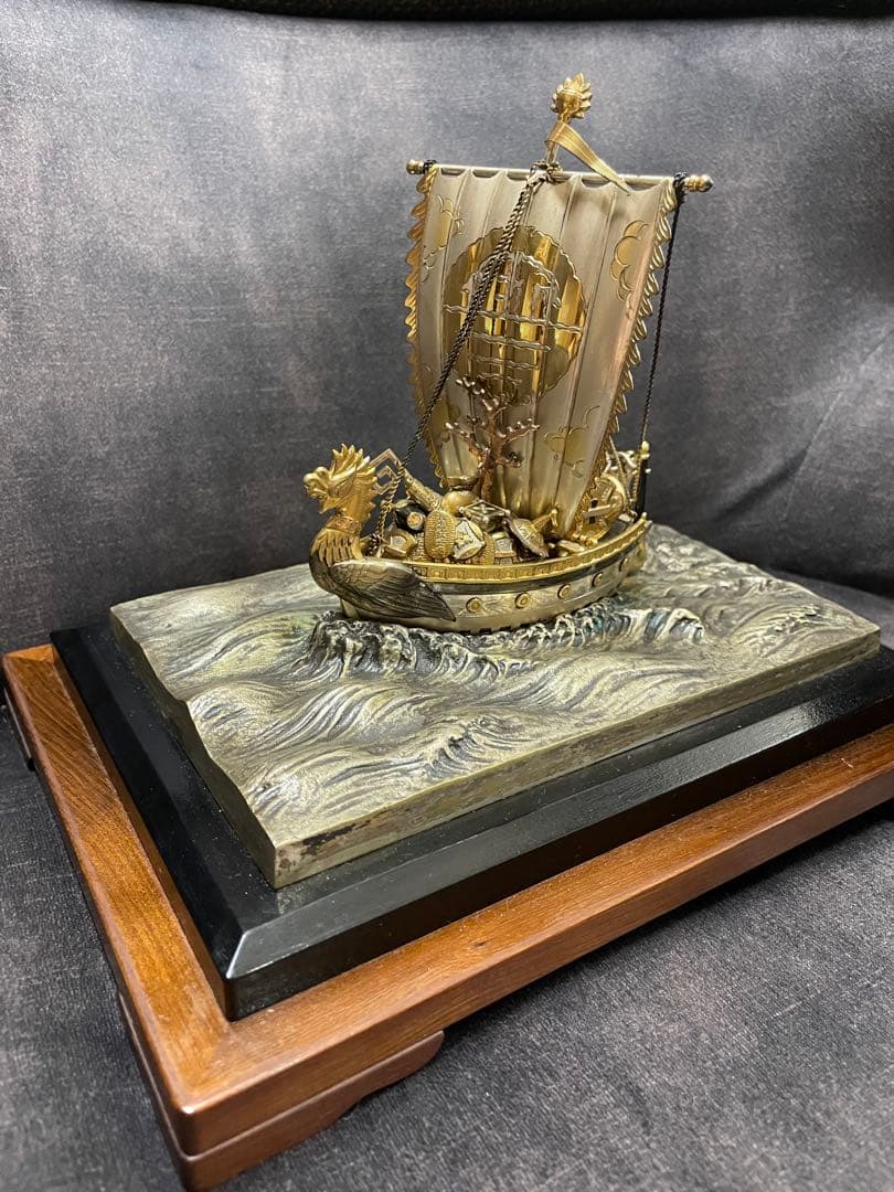 銀製　宝船　金属製船形彫刻