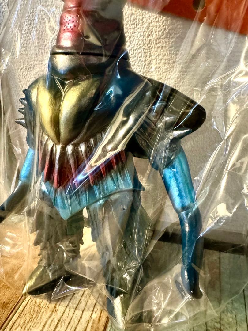 新品 未開封 ベアモデル ソフビ オール怪獣コレクション アリンドウ