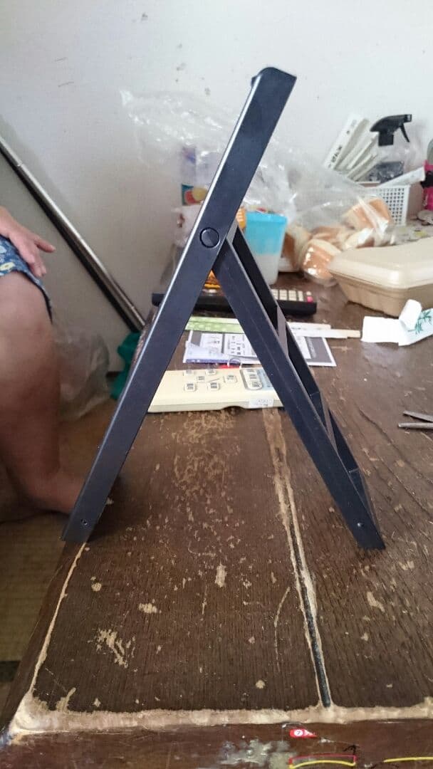 Nintendoswitchのコントローラを置くやつ