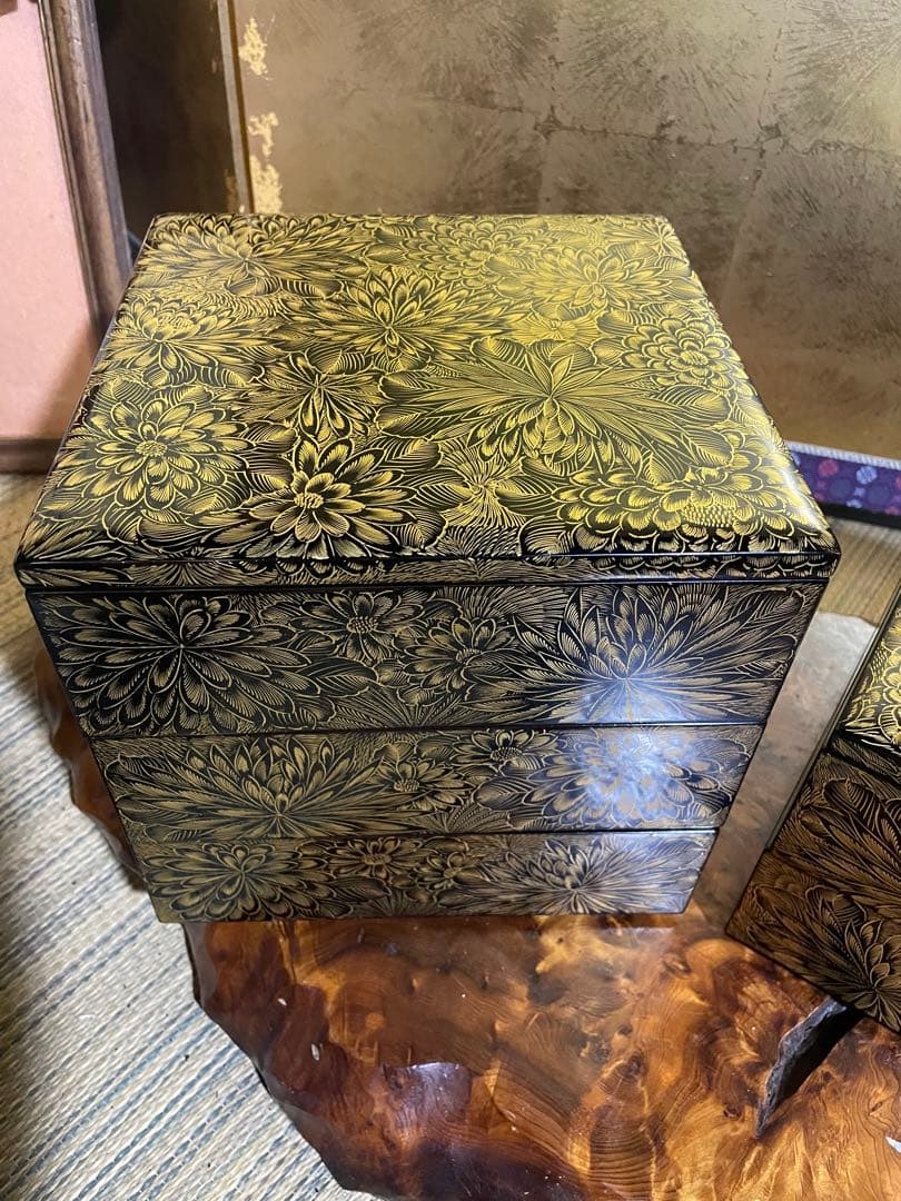 特選　輪島塗　総菊五段重箱　元箱入り　特選　輪島塗漆器　うるし　能登輪島