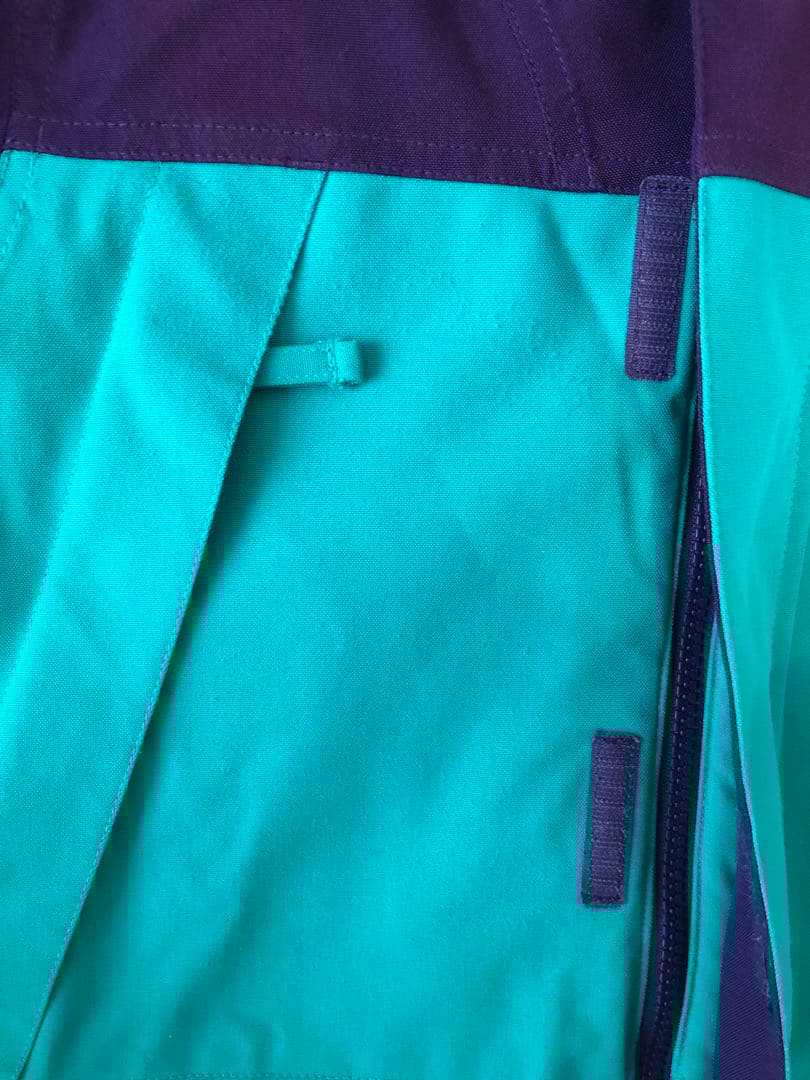 Burton バートン　スノーウェア　ジャケット　M 140 キッズ