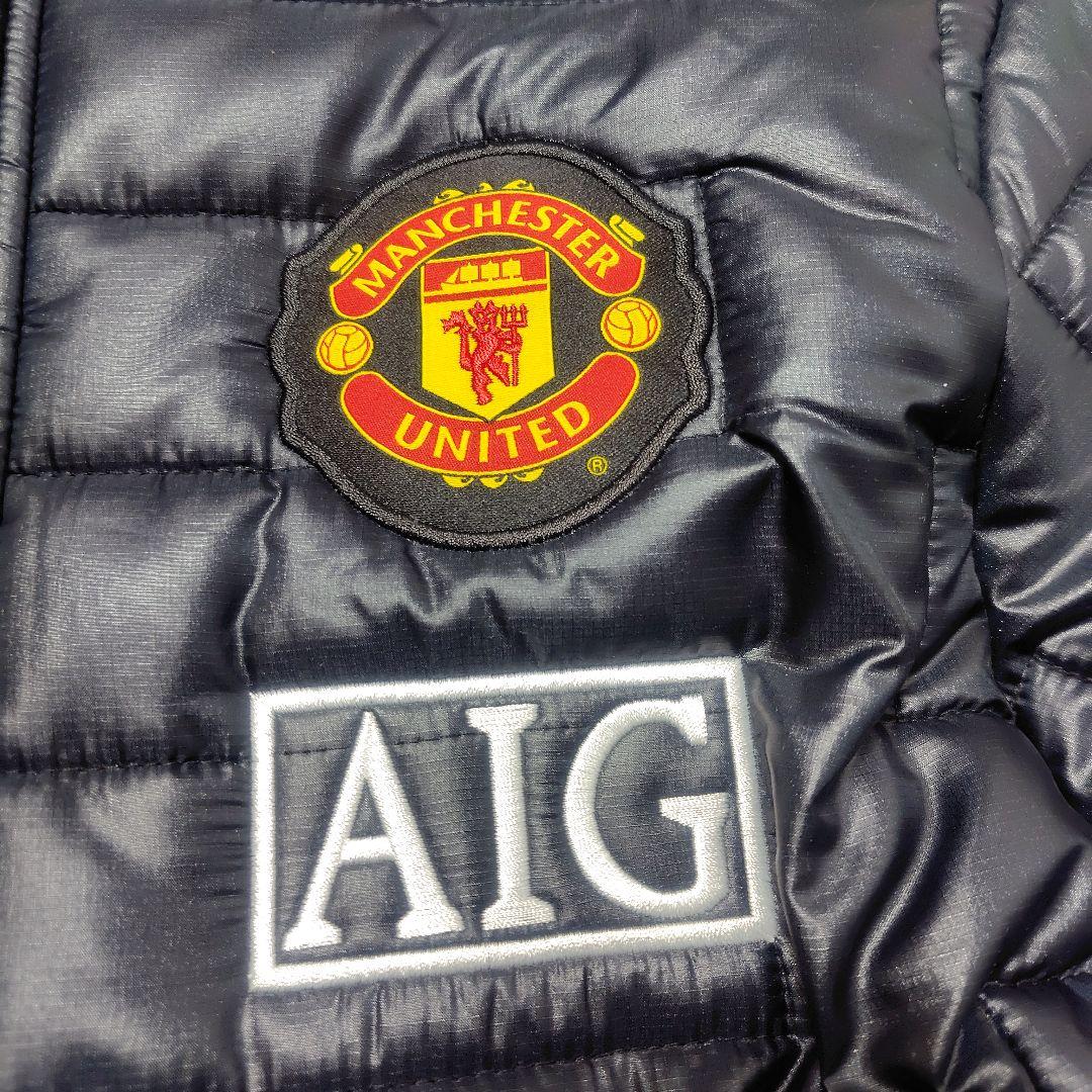 ナイキ　サッカー　マンチェスターユナイテッド　ダウンジャケット　中綿ジャケット
