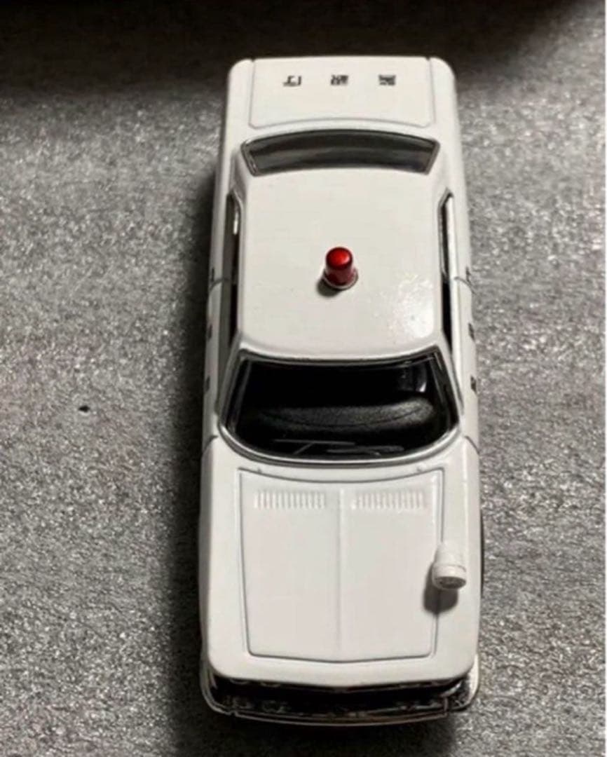 トミカリミテッドヴィンテージ マツダ ルーチェ ロータリークーペ