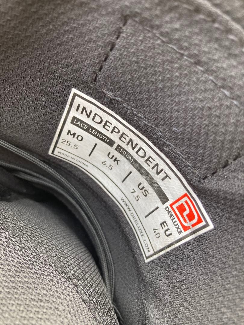 スノーボード deeluxs independent 25.5