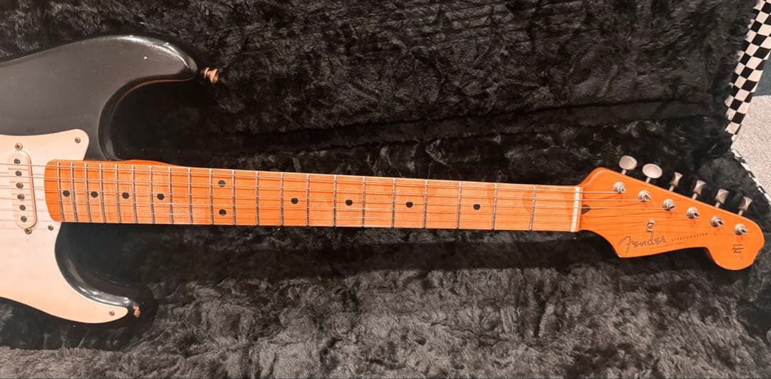 ★最終価格★本日まで★Fender roadworn ストラト　ハードケース付