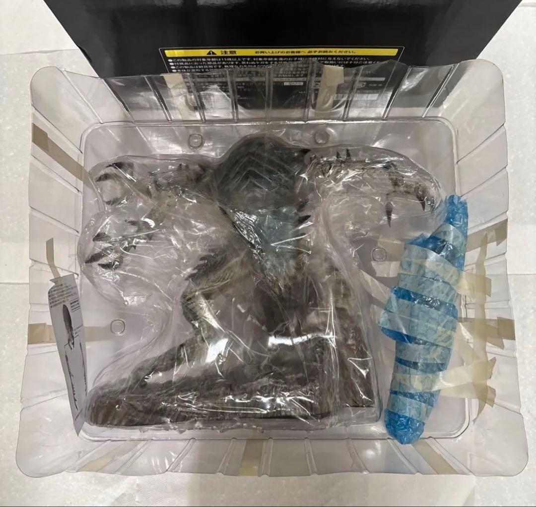 アントラー 「ウルトラマン」 KAIJU REMIX SERIES