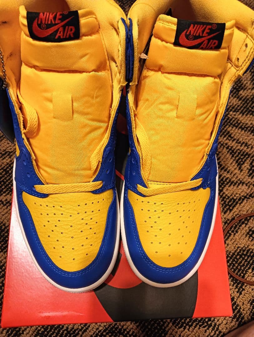 ジョーダン1 レトロ HI OG レディース