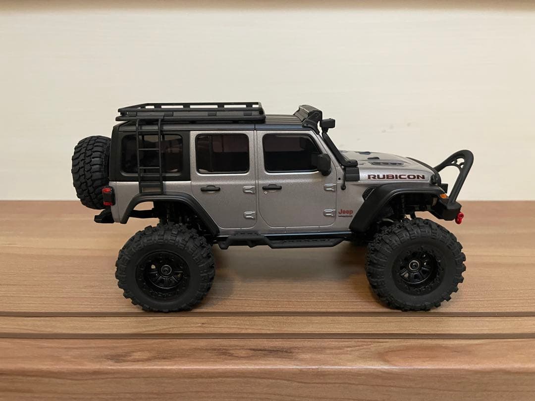 京商ミニッツ4x4 ジープラングラー　シルバー