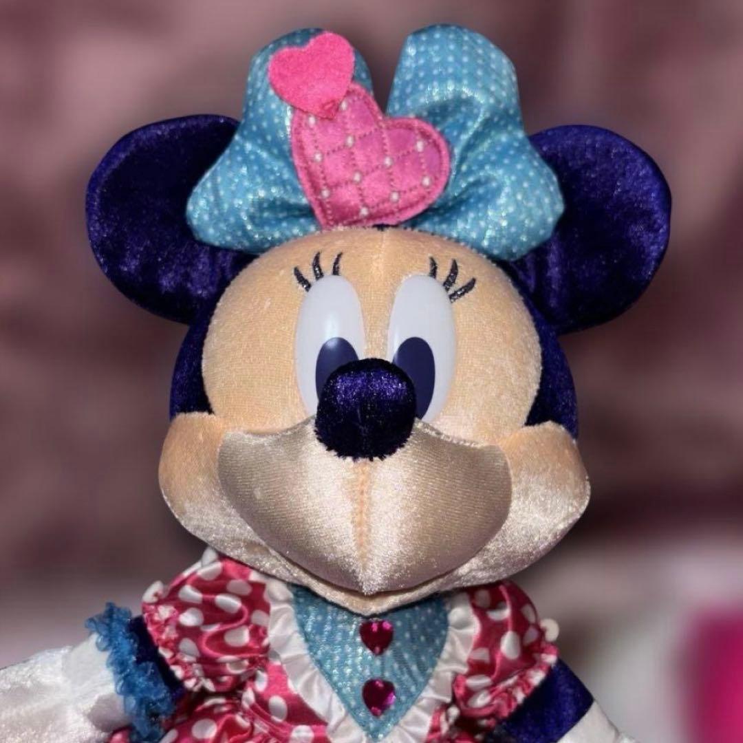 ディズニー パルパルーザ　ミニーのファンダーランド　ぬいぐるみ