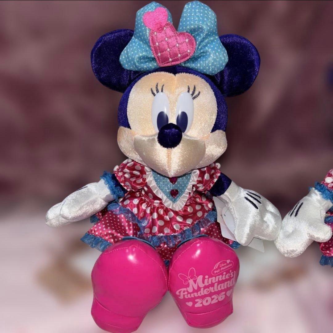 ディズニー パルパルーザ　ミニーのファンダーランド　ぬいぐるみ