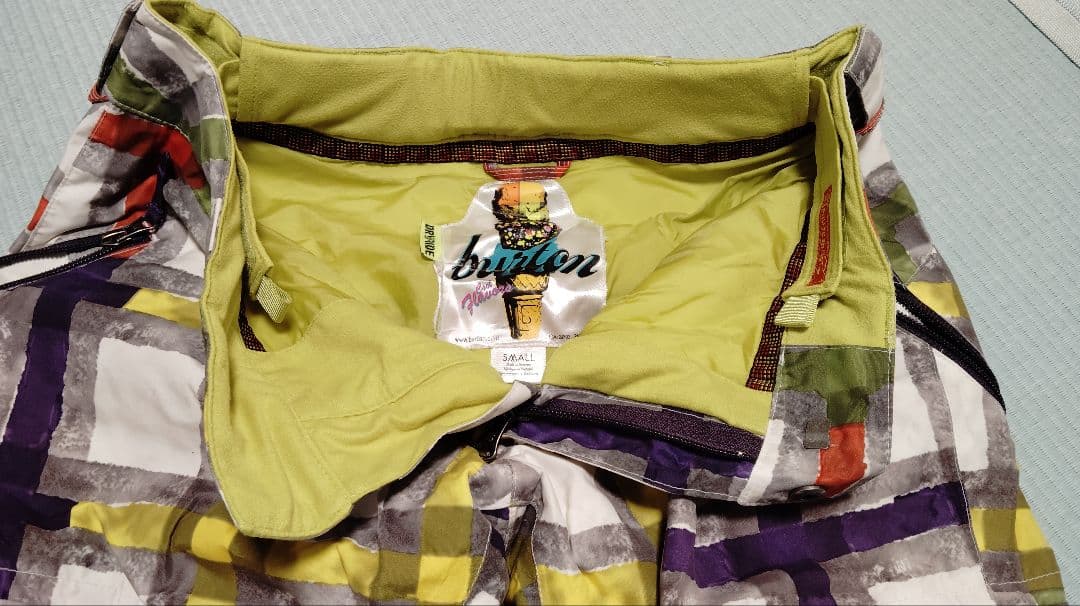 burton スノーボードウェア small