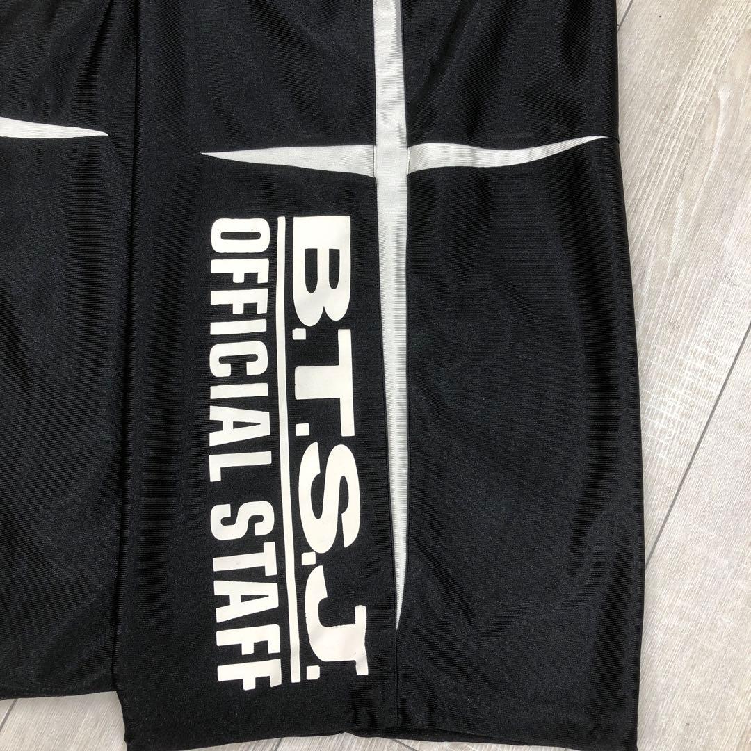 ボディコンバット　レスミルズ　激レア商品　十字架ロングパンツ早い者勝ち