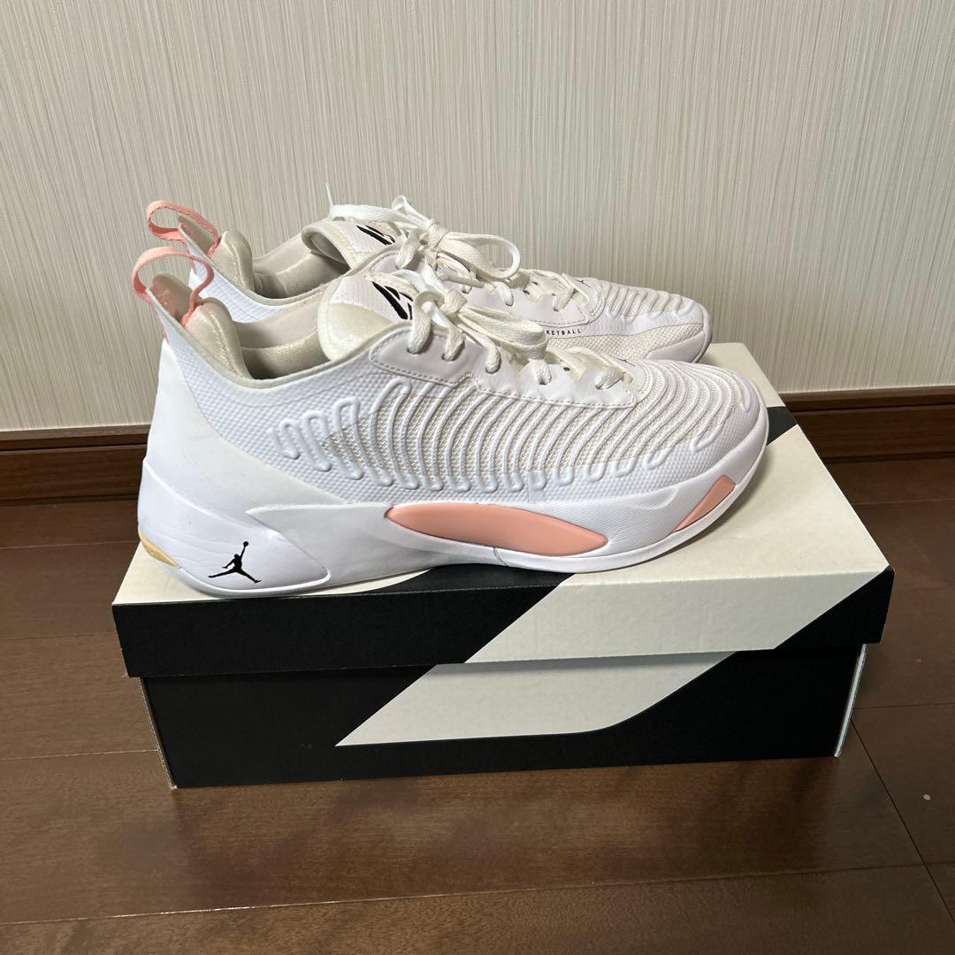 LUKA１　Jordan バスケットボールシューズ ホワイト/ピンク