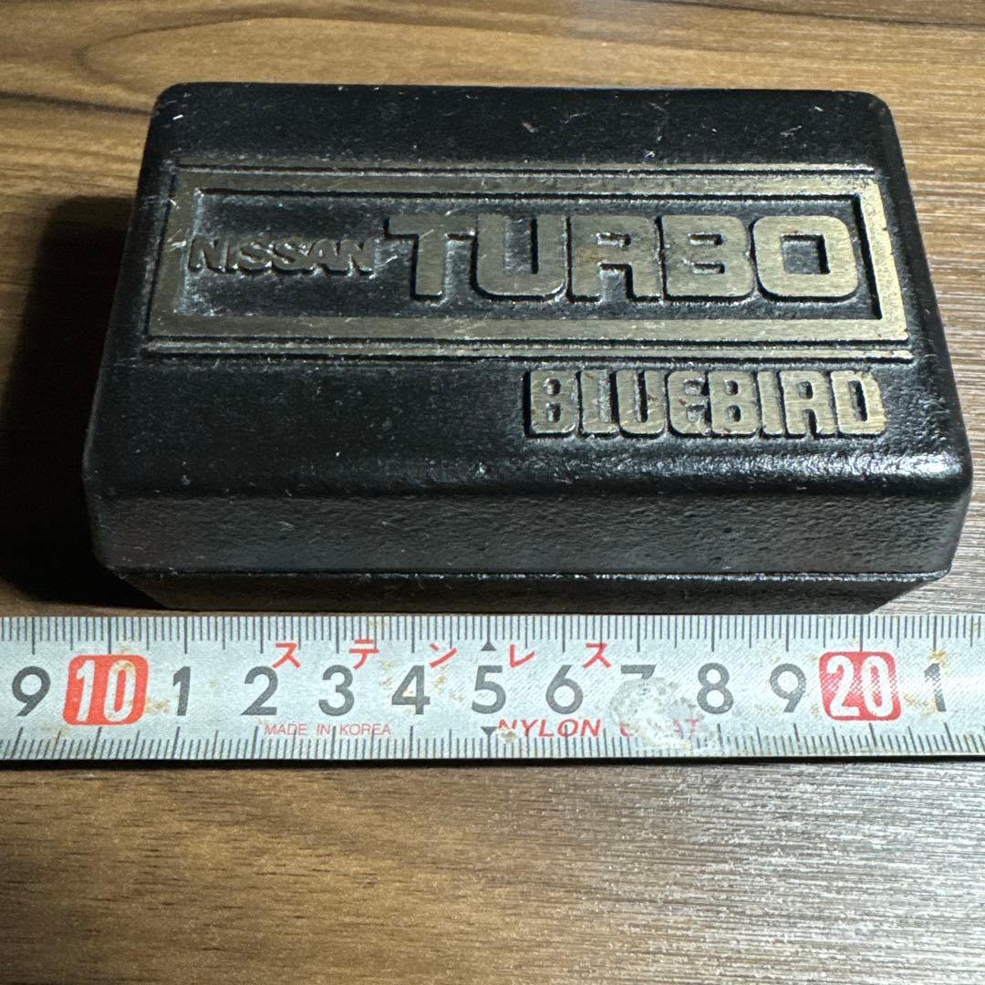 日産ブルーバード　鋳物 灰皿