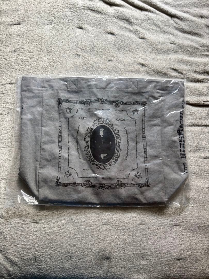 レディ・ガガ OPERA HAUS TOTE（GRAY）トートバッグ