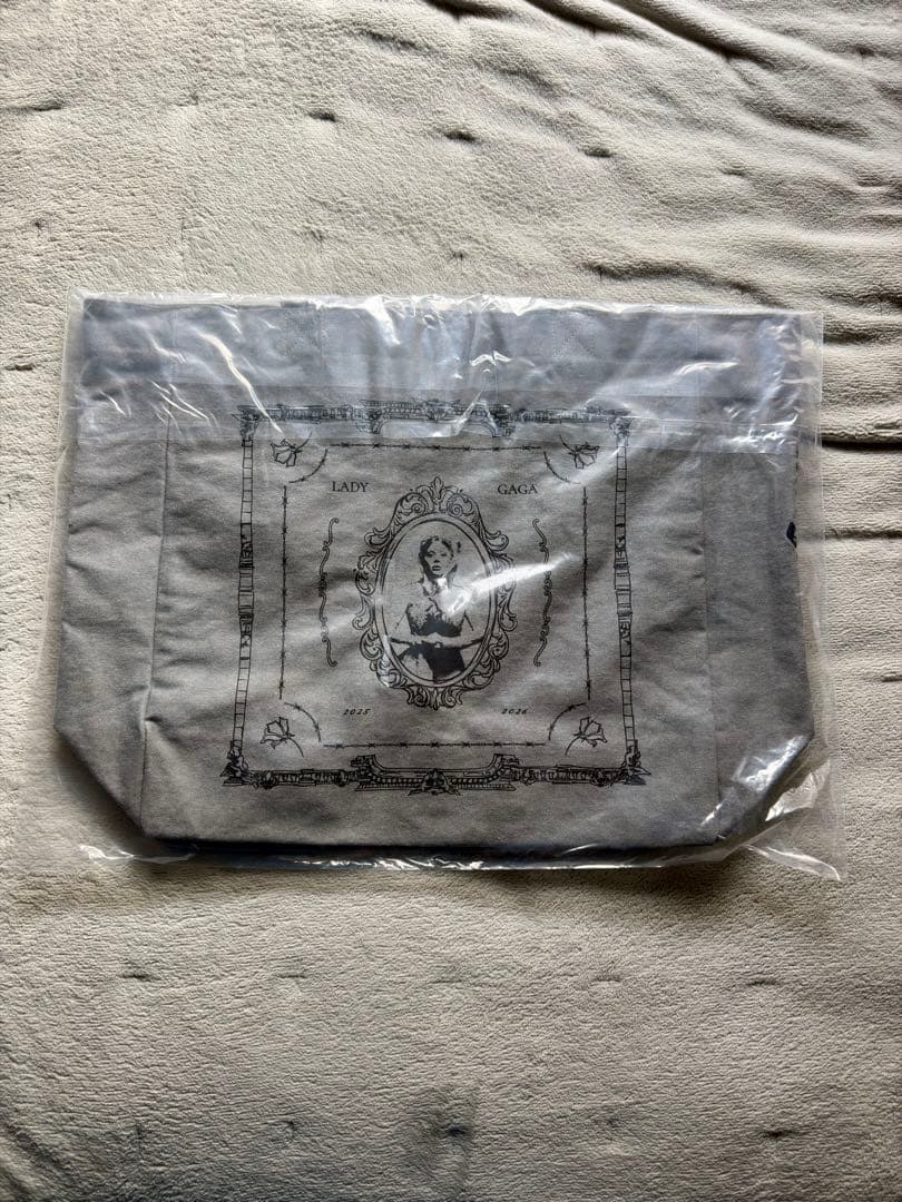 レディ・ガガ OPERA HAUS TOTE（GRAY）トートバッグ