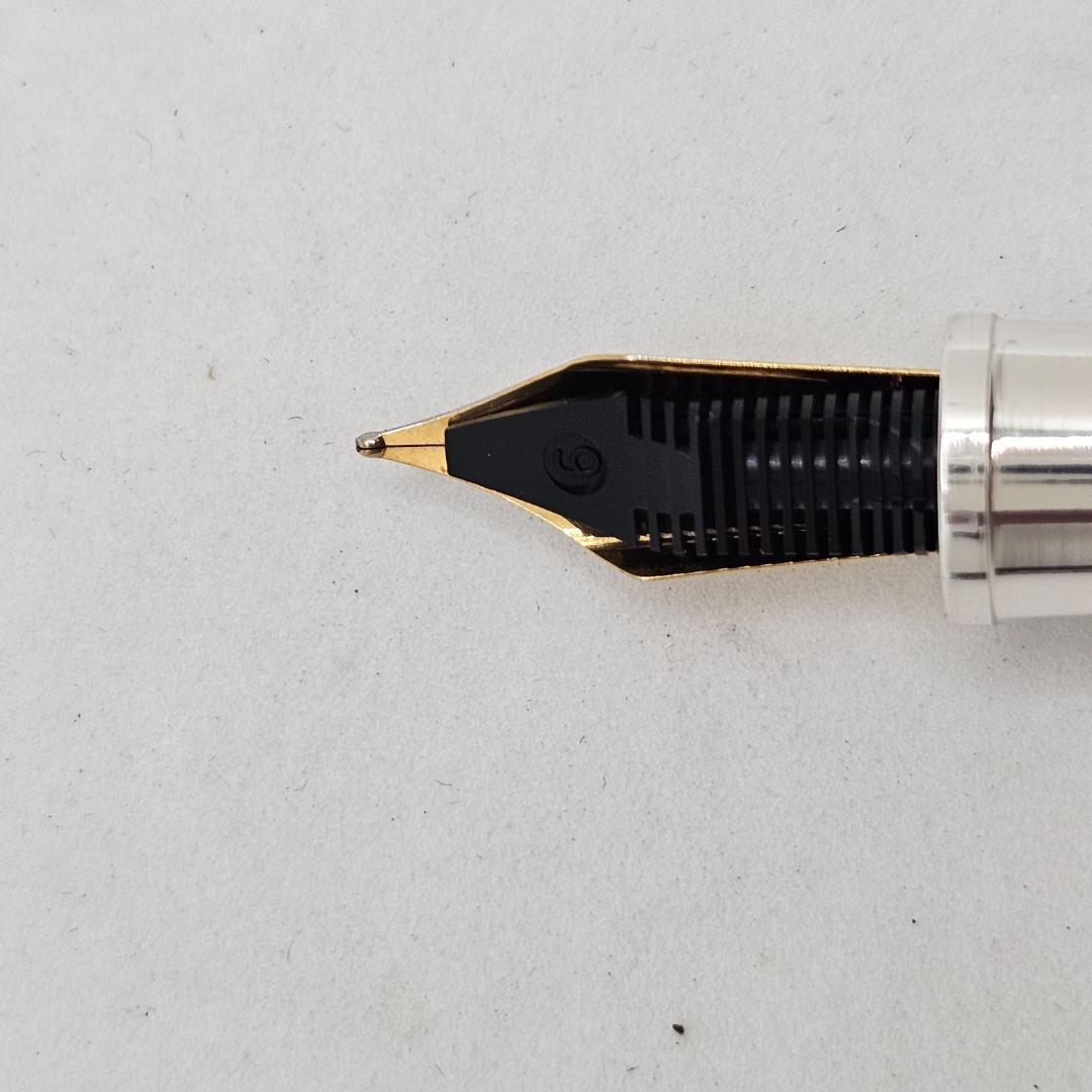 【超希少】ドイツ製 トーマス・Wディーカー 万年筆 未使用品