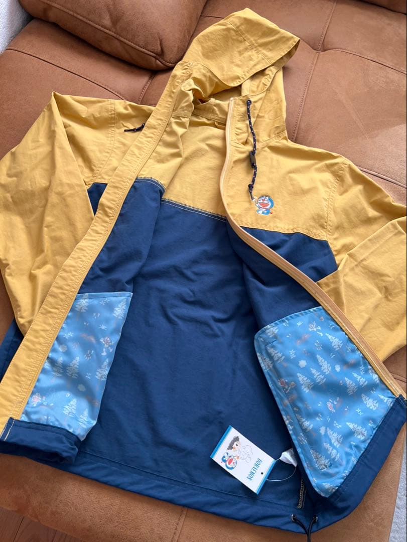 【新品未使用品】ドラえもん未来デパート限定 ウィンドブレーカーＭサイズ