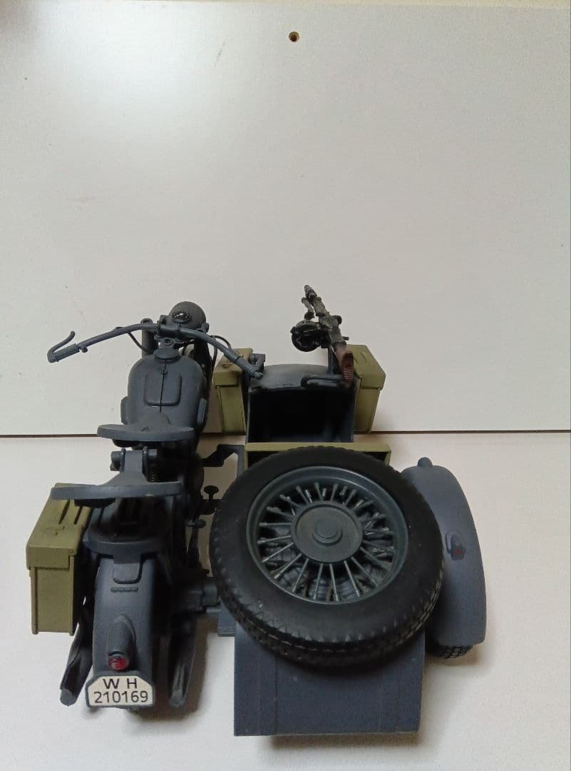ドイツ軍　オートバイ模型