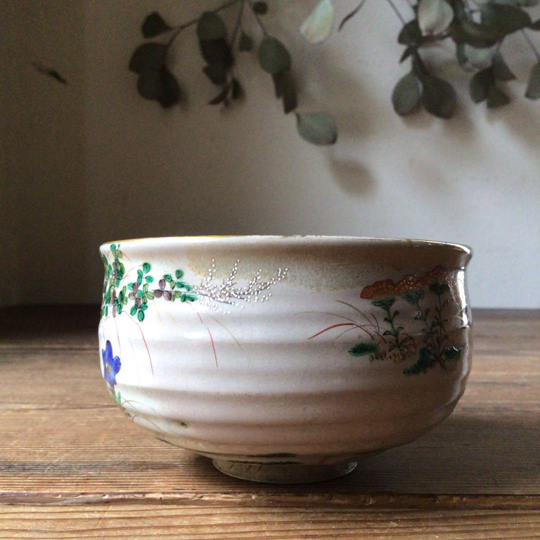 No3162 抹茶碗　福栄造　金彩色絵草花文茶碗　法正寺焼　嘉賦　木箱　送料無料