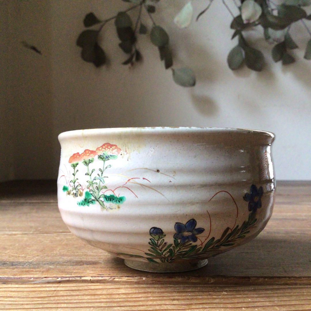 No3162 抹茶碗　福栄造　金彩色絵草花文茶碗　法正寺焼　嘉賦　木箱　送料無料