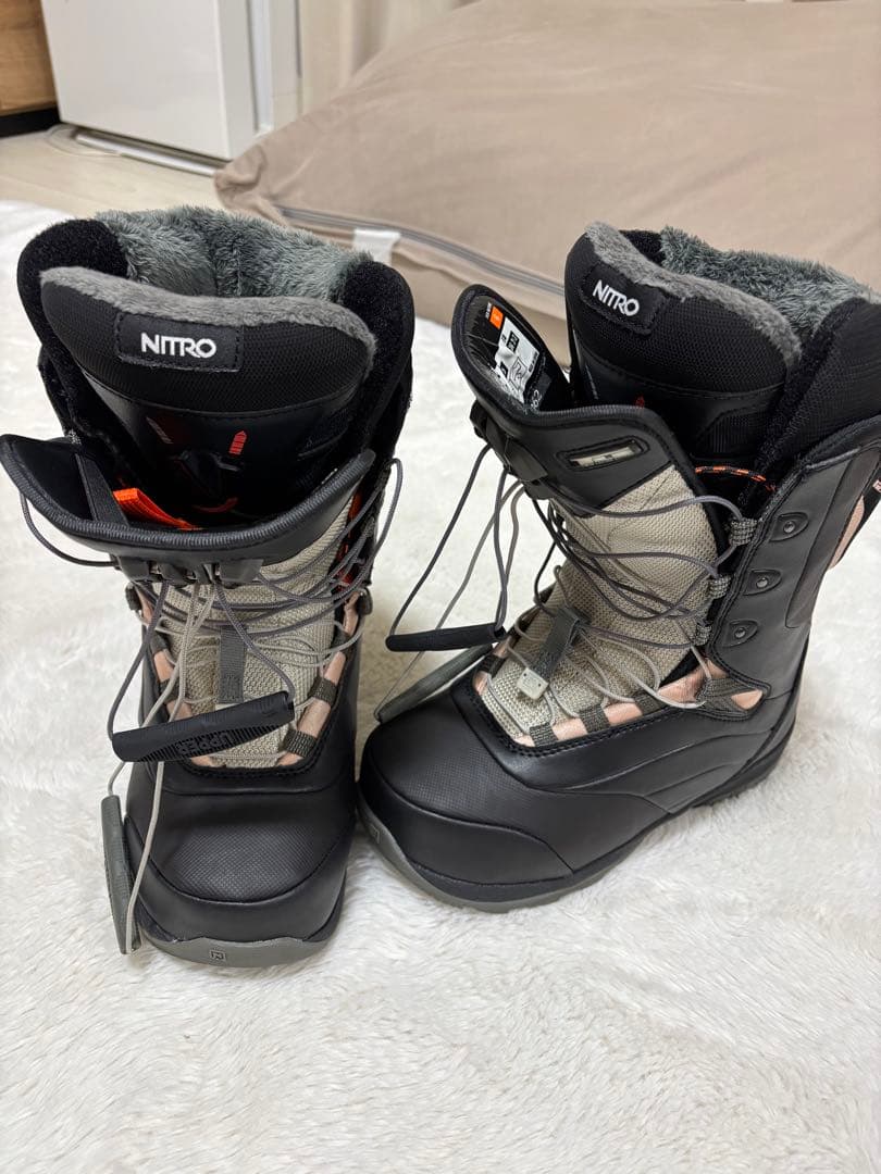 NITRO CROWN スノーボードブーツ 値下げ中