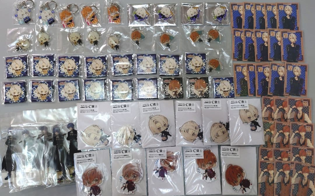 ニルアド ニル・アドミラリの天秤 滉 昌吾 ほか 缶バッジ アクスタ 150点超