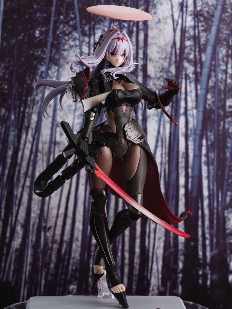 MADHANDS　BIG シリーズ可動カラーレジン　勝利の女神　NIKKE　紅蓮