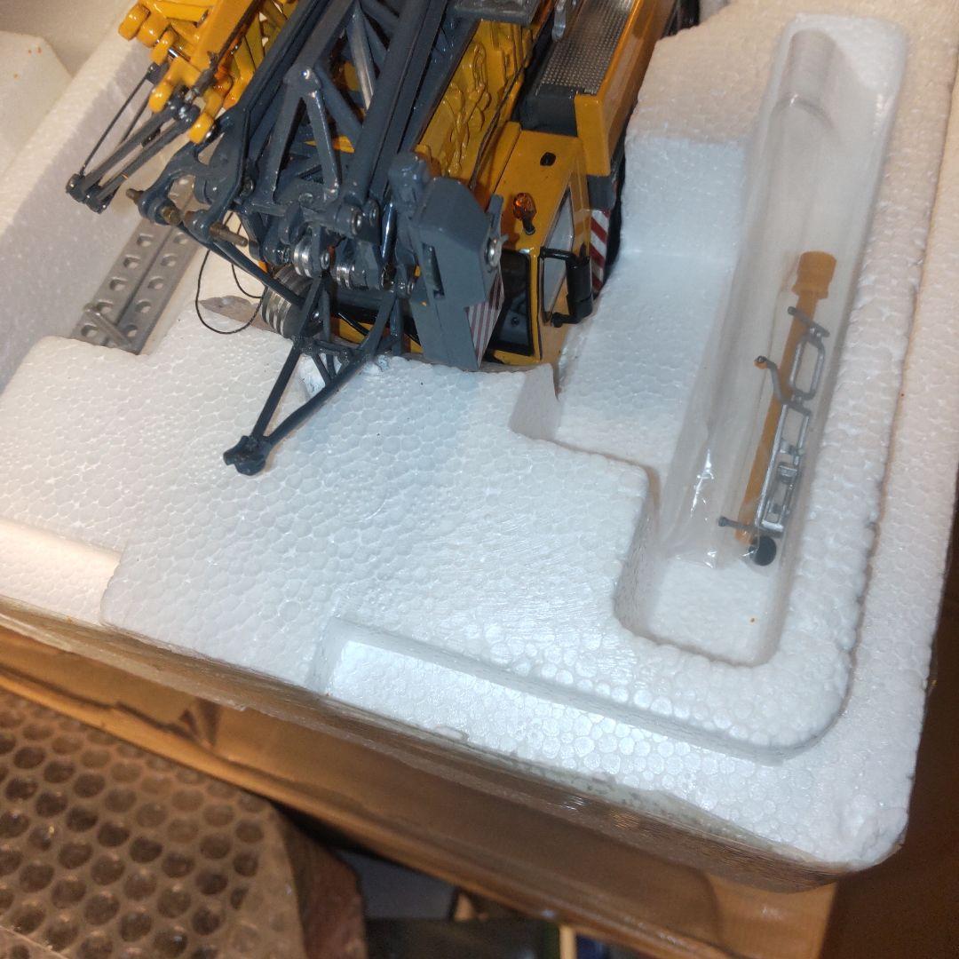 LIEBHERR MK 140 ダイキャストスケールモデル