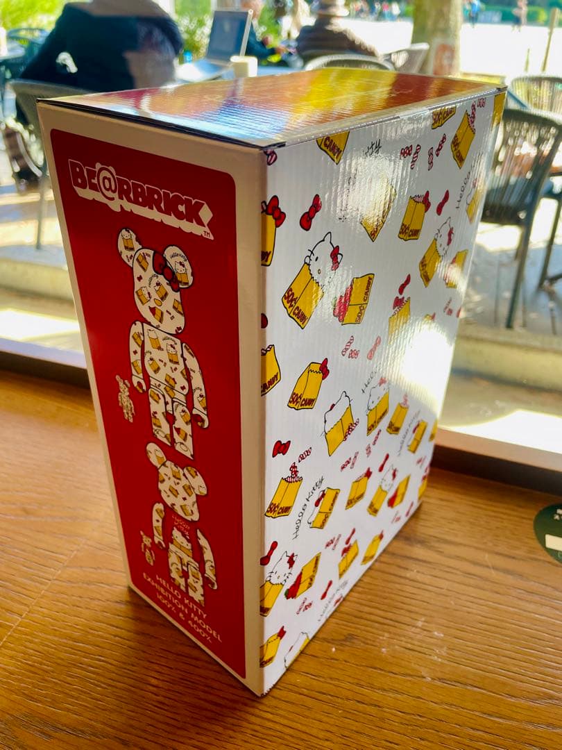 ハローキティ展限定BE＠RBRICK 100% 400%ベアブリック