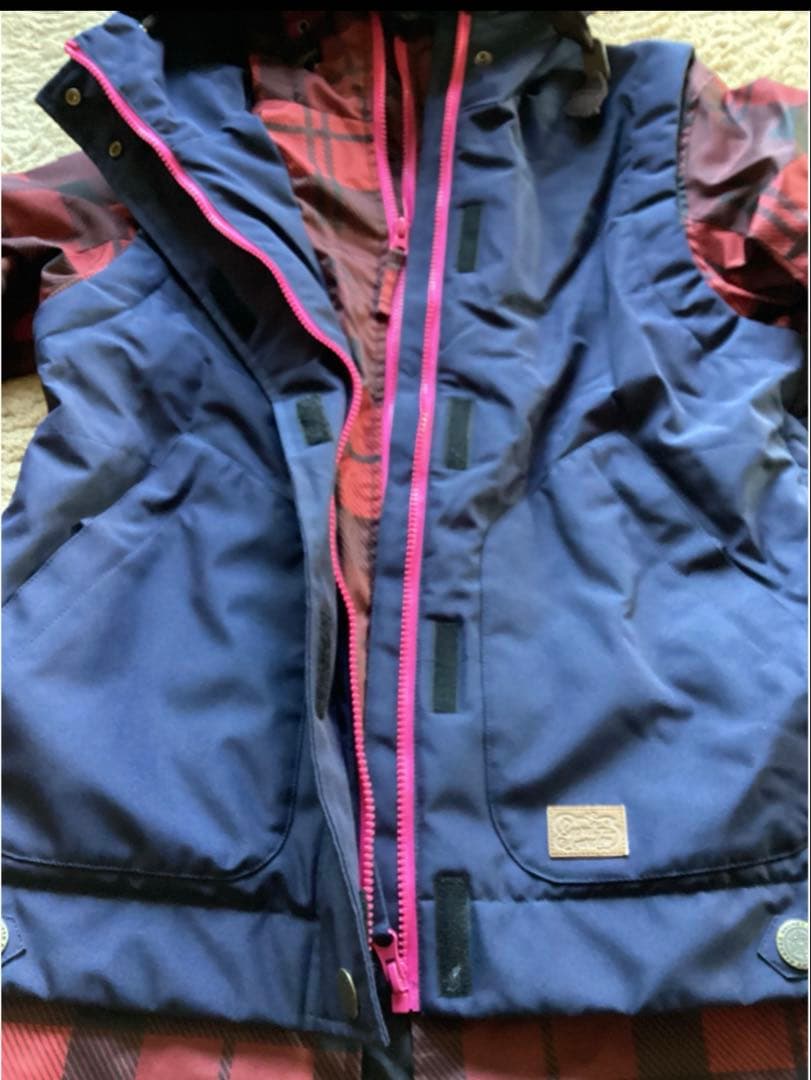 美品　SECRET GARDEN 重ね着風Ｘ カーキ　レディースXS スノボウェ