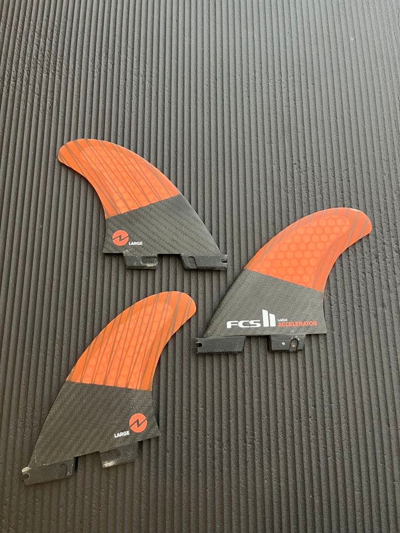 FCS2 ACCELERATOR サーフボードフィン Lサイズ