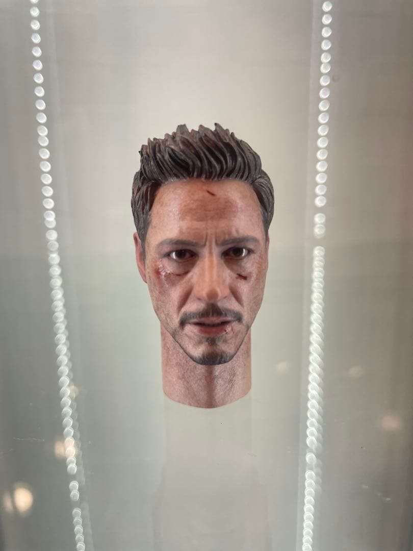 ホットトイズ アイアンマン・マーク42（2.0版）トニースターク　ベッド